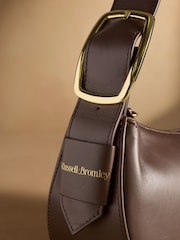 දුඹුරු - Russell & Bromley Sutton Small Oval Shoulder Bag - 5න් 4 වන රූපය