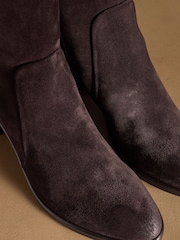 Russell & Bromley Brown Kicking High Slim Knee High Boots - Image 4 of 7