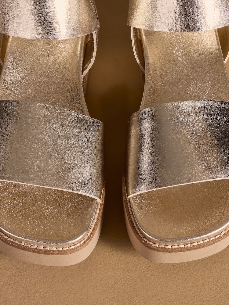 Gold - Russell & Bromley Boston Flatform Sandals - Bild 7 von 7