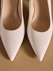 Russell & Bromley Ecru Hillcliffe High Heeled Courts - Image 7 of 7