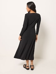 PixieGirl Petite Black Long Sleeve Pleated Scoop Neck Midi Dress - Image 3 of 4