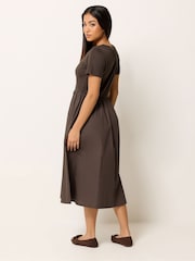 M&Co Brown Petite Short Sleeve Jersey Woven Dress - Image 3 of 5