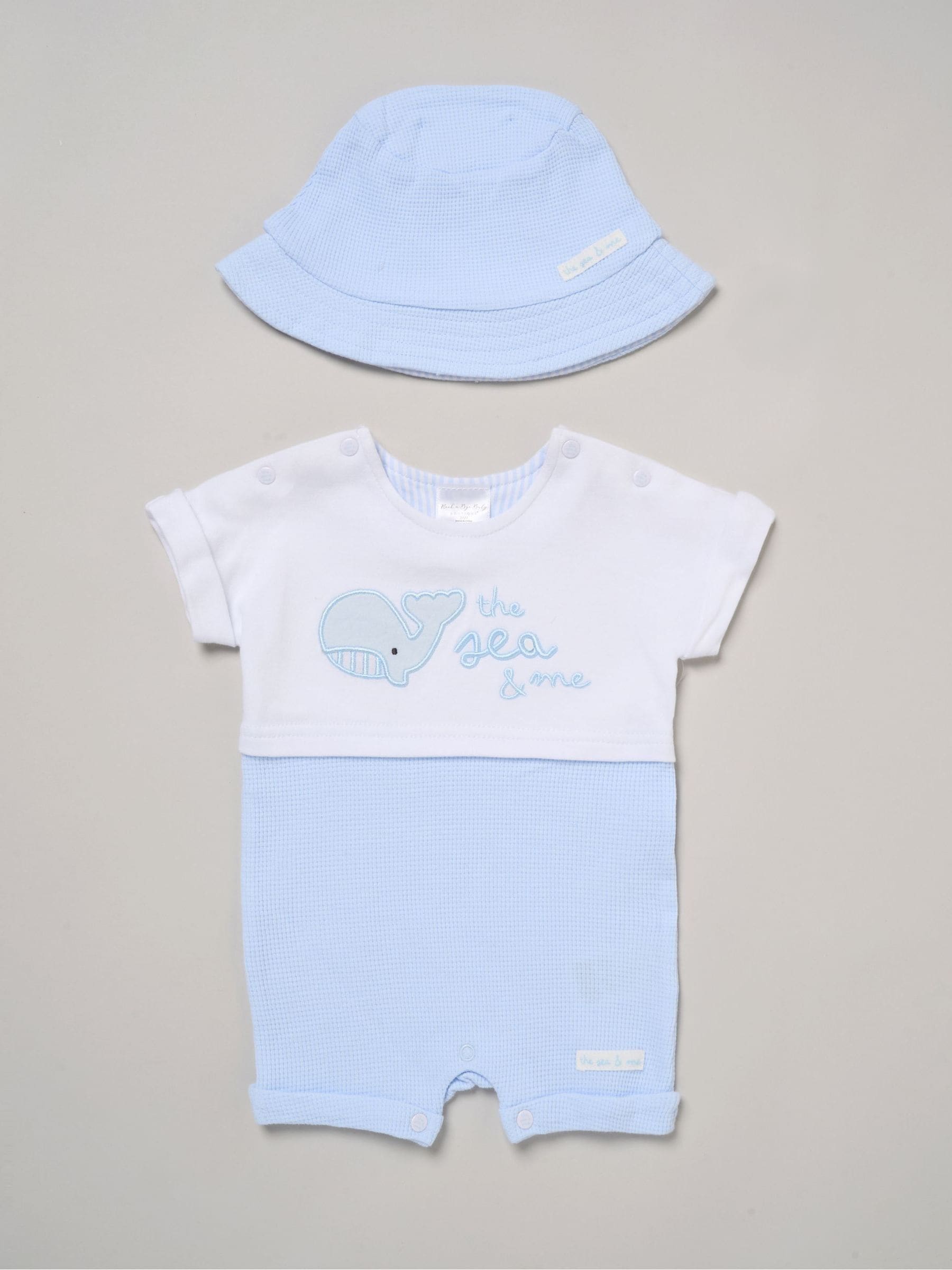 Rock A Bye Baby Men's Baby Blue Boy's Whale Printed Romper & Reversible Hat Outfit Set In | Size: 6-9 M - Image 2