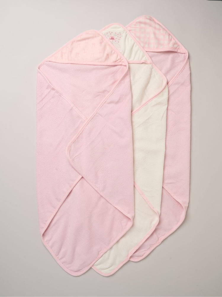 Rock-A-Bye Baby Boutique Pink Hooded Towels And Wash Cloth Set 3 Pack - Image 2 of 3 Rock-A-Bye Baby Boutique Pink Hooded Towels And Wash Cloth Set 3 Pack - Image 2 of 3