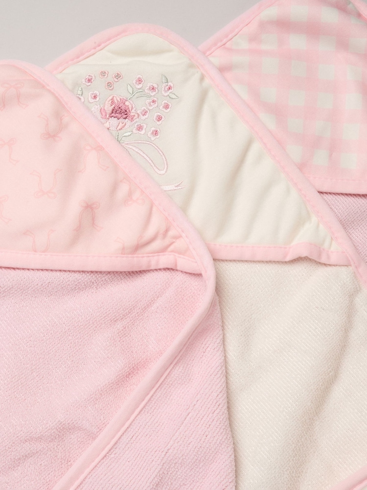 Rock-A-Bye Baby Boutique Pink Hooded Towels And Wash Cloth Set 3 Pack - Image 3 of 3 Rock-A-Bye Baby Boutique Pink Hooded Towels And Wash Cloth Set 3 Pack - Image 3 of 3