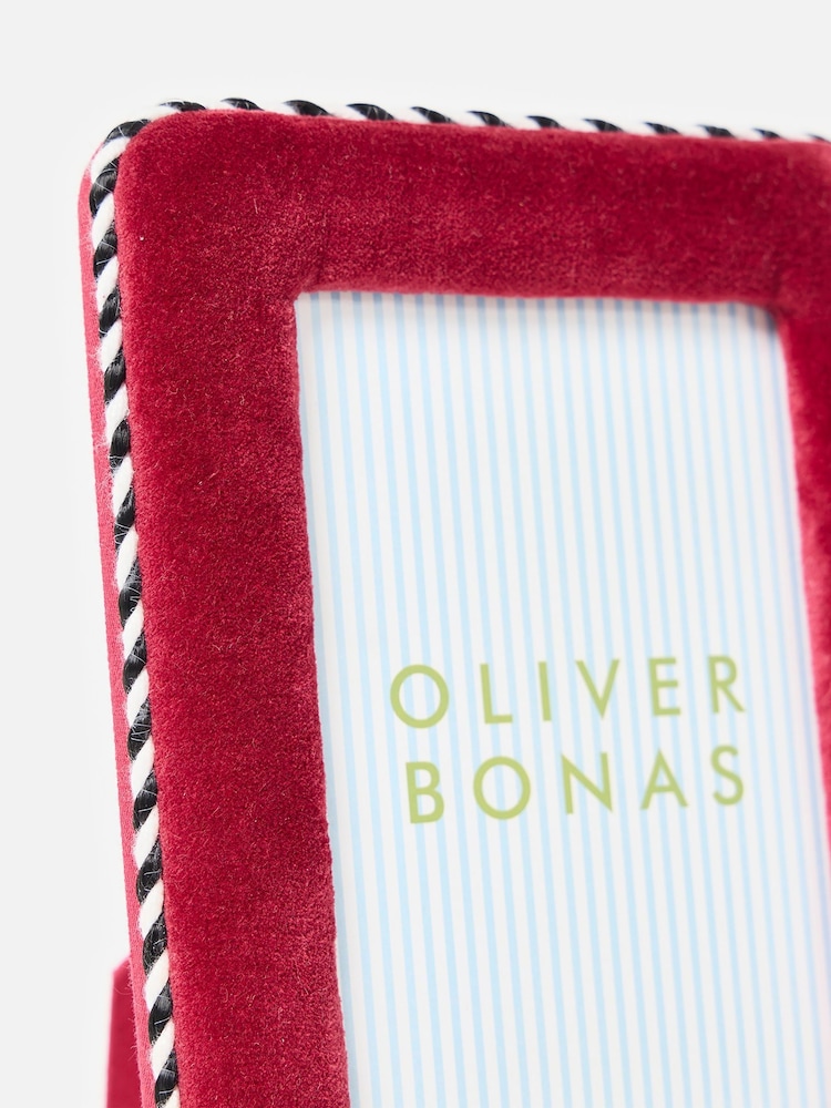 Oliver Bonas Burgundy Dulce Velvet Photo Frame 6x4" - Image 2 of 4