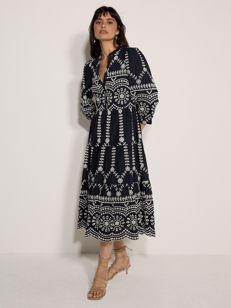 أزرق - Apricot Floral Broderie Anglaise Midi Dress - Image 1 of 3 أزرق - Apricot Floral Broderie Anglaise Midi Dress - Image 1 of 3