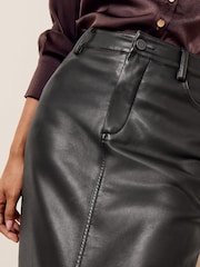 Friends Like These Split Front Faux Leather Midi Pencil Skirt - 圖片 3，共 5
