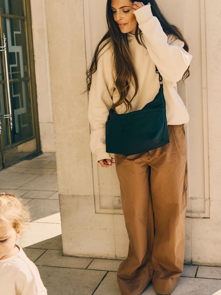 Finnson Black Fia Oversized Sling Stroller Organiser With Clips - Image 2 of 6