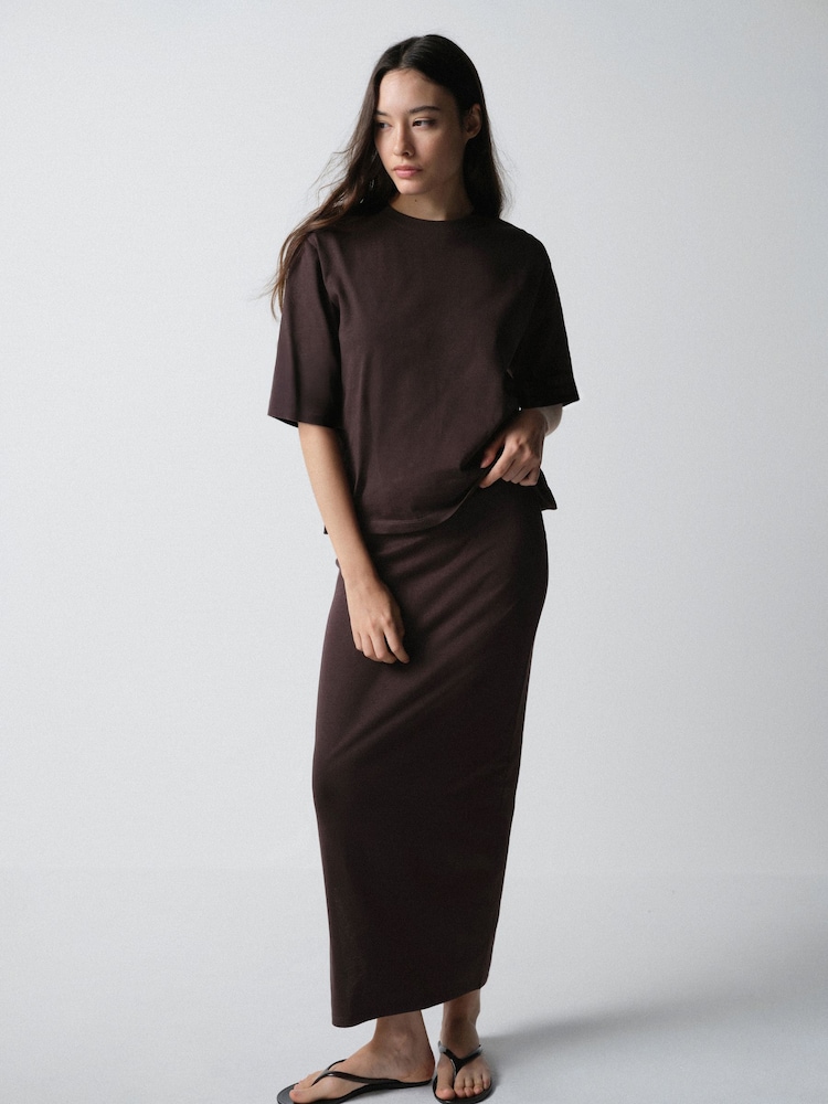 The Set 2 Pack Heavyweight Skirt and T-Shirt Co-Ord Set Chocolate Brown - Image 1 of 11 The Set 2 Pack Heavyweight Skirt and T-Shirt Co-Ord Set Chocolate Brown - Image 1 of 11