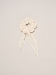 Miss Cream Textured Top Wide Leg Trouses And Scrunchie Outfit Set - Image 4 of 6