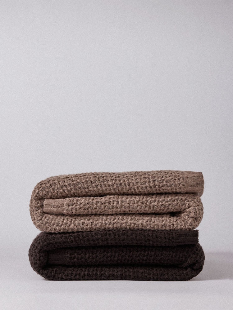 The Set 2 Pack Chocolate Brown/Taupe Ribbed Waffle Knitted Throws - Image 2 of 5 The Set 2 Pack Chocolate Brown/Taupe Ribbed Waffle Knitted Throws - Image 2 of 5