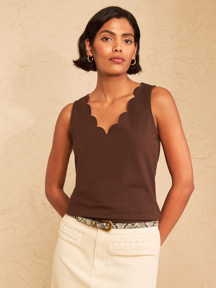 Love & Roses Chocolate Brown Scallop Scoop Neck Vest - Image 4 of 4