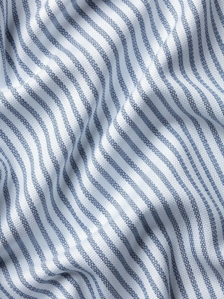 Charles Tyrwhitt Blue Non-Iron Royal Oxford Shirt - Image 6 of 6