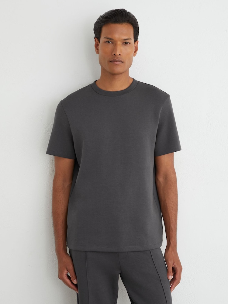 Reiss Charcoal Grey Barton Premium Interlock Modern-Fit T-Shirt - Image 1 of 7 Reiss Charcoal Grey Barton Premium Interlock Modern-Fit T-Shirt - Image 1 of 7