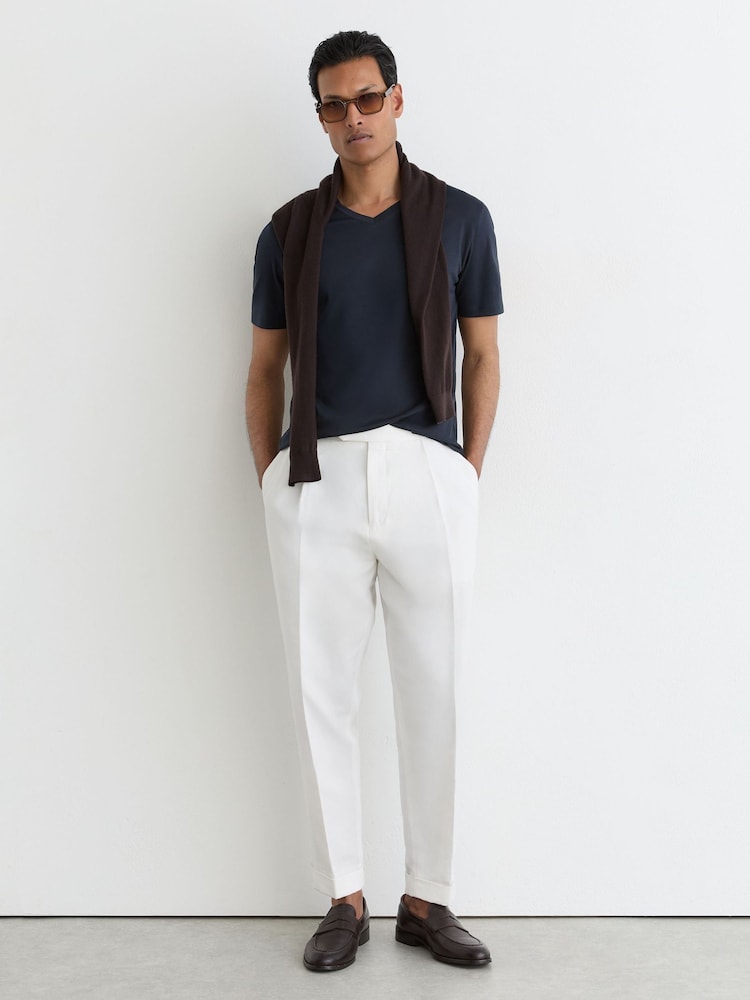 Reiss Navy Baron Air-Water-Cotton V-Neck Tailored-Fit T-Shirt - Image 4 of 4