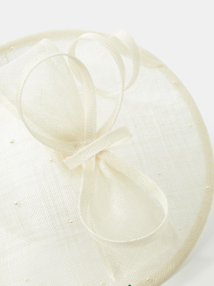Accessorize Bow Pearl Disc Hat - Image 2 of 3