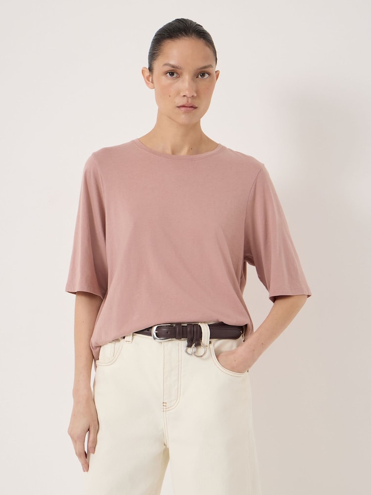 Hush חולצת טי בגזרת קפלים נשפכת, דגם Reece - תמונה 1 מתוך 5