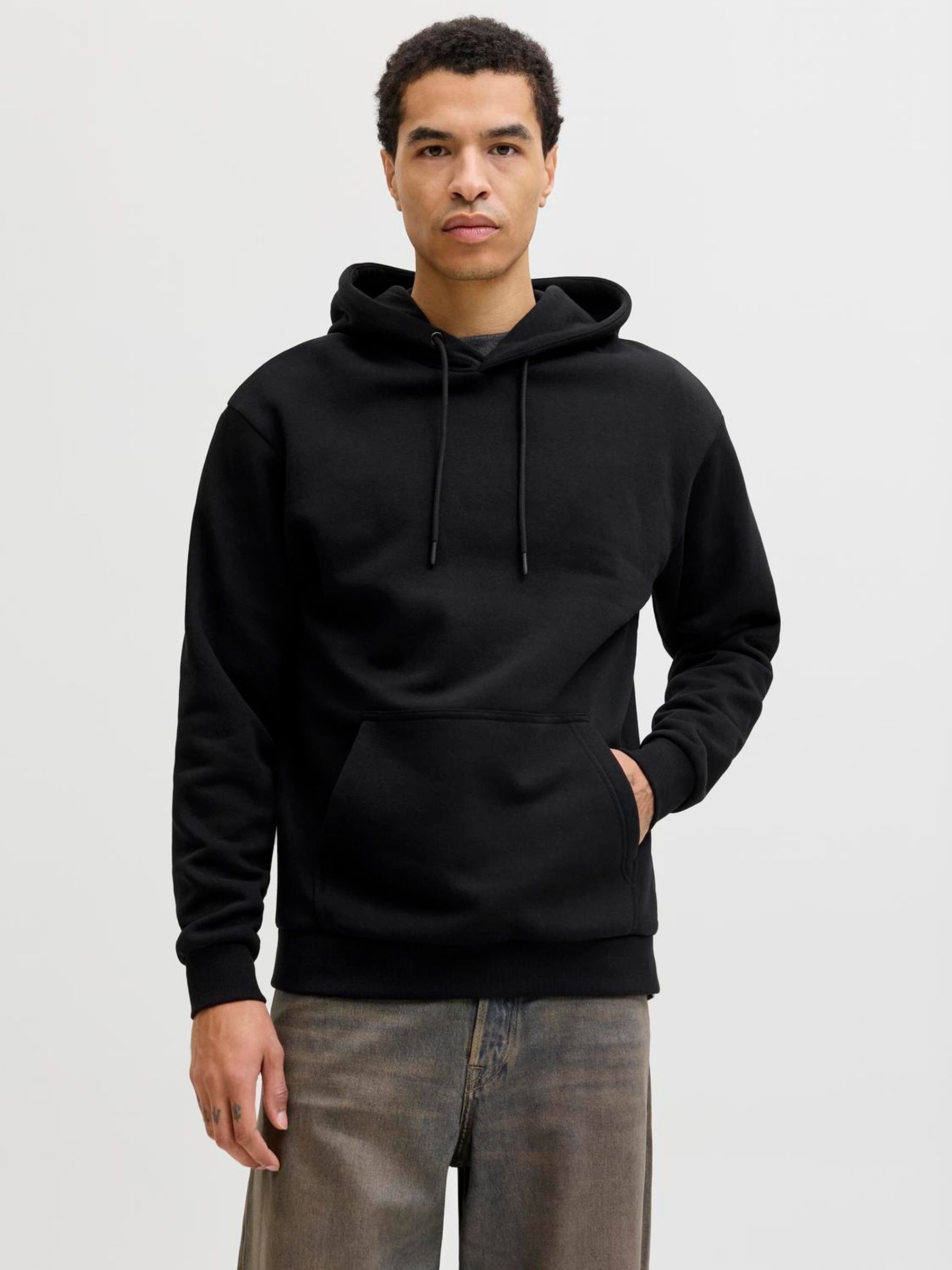 Next：日本 ブラック - Jack & Jones リラックスフィット プレーン