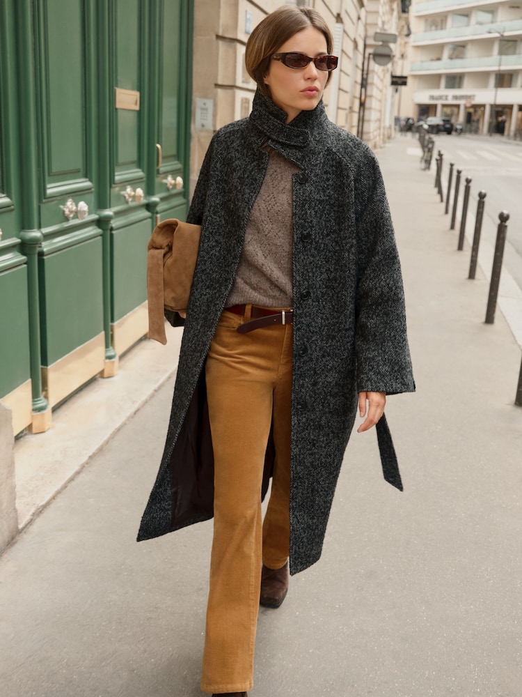 BHOEM Grey Herringbone Textured Shirt Collar Belted Coat with Wool - Image 5 of 5 BHOEM Grey Herringbone Textured Shirt Collar Belted Coat with Wool - Image 5 of 5