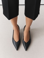 Чорний - Forever Comfort® Leather Low Court Heels - Image 4 of 9