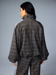 Grau - adidas Originals Blousy Check Oversize Balloon Sleeve Track Top Jacket - Bild 6 von 7