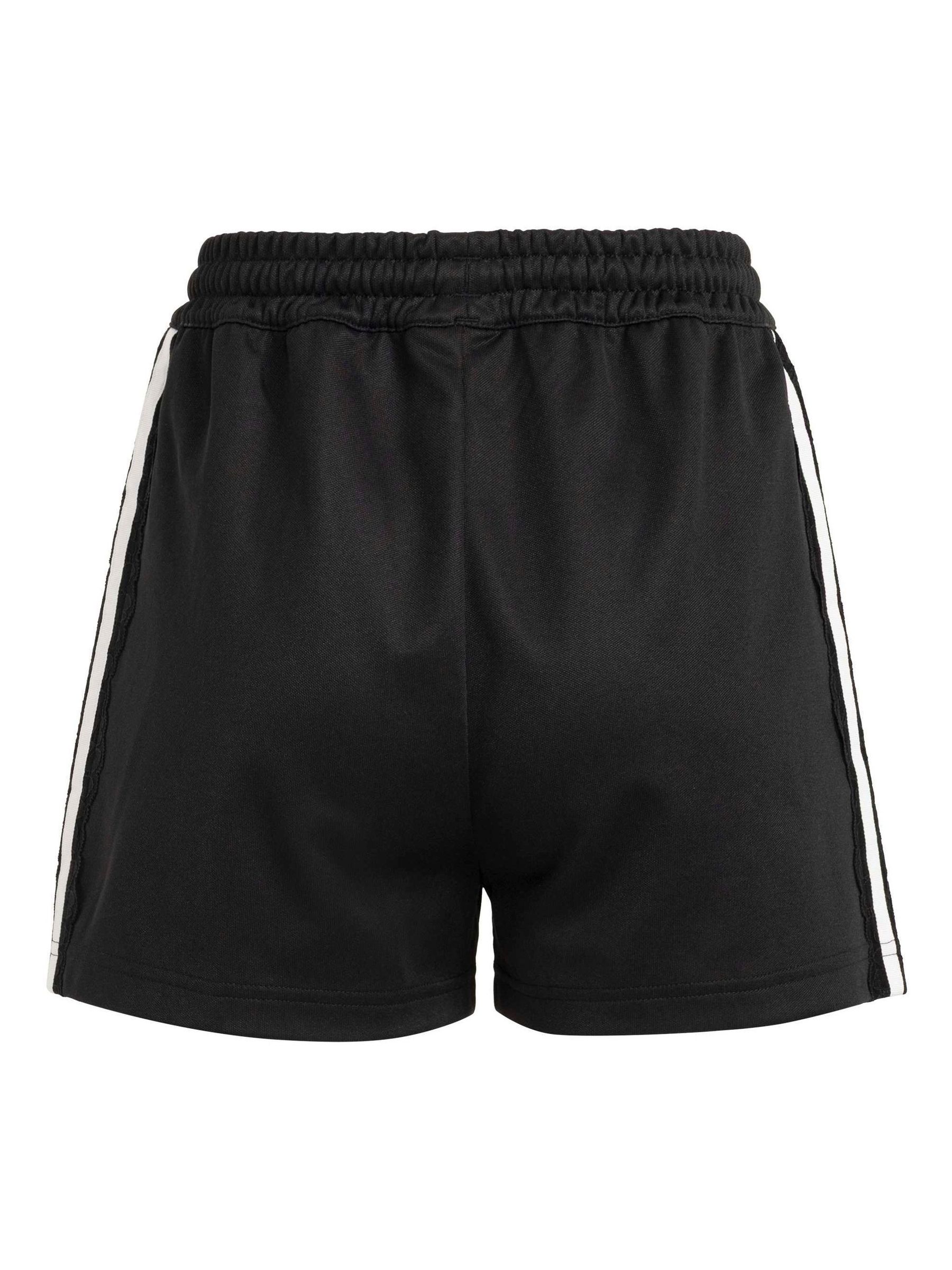 Comprar Preto - adidas Originals Lace 3-Stripe Shorts from Next Brazil