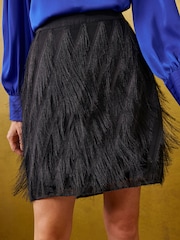 Noir - Love & Roses Fringe Mini Skirt - Image 1 de 5
