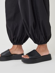 Чорний - Threadbare Balloon Trousers with Pockets - Image 4 of 4