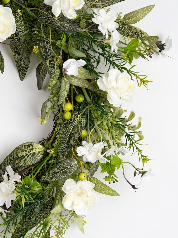 Scottish Everlastings Ltd White Floral Daisy Wreath - Image 2 of 3