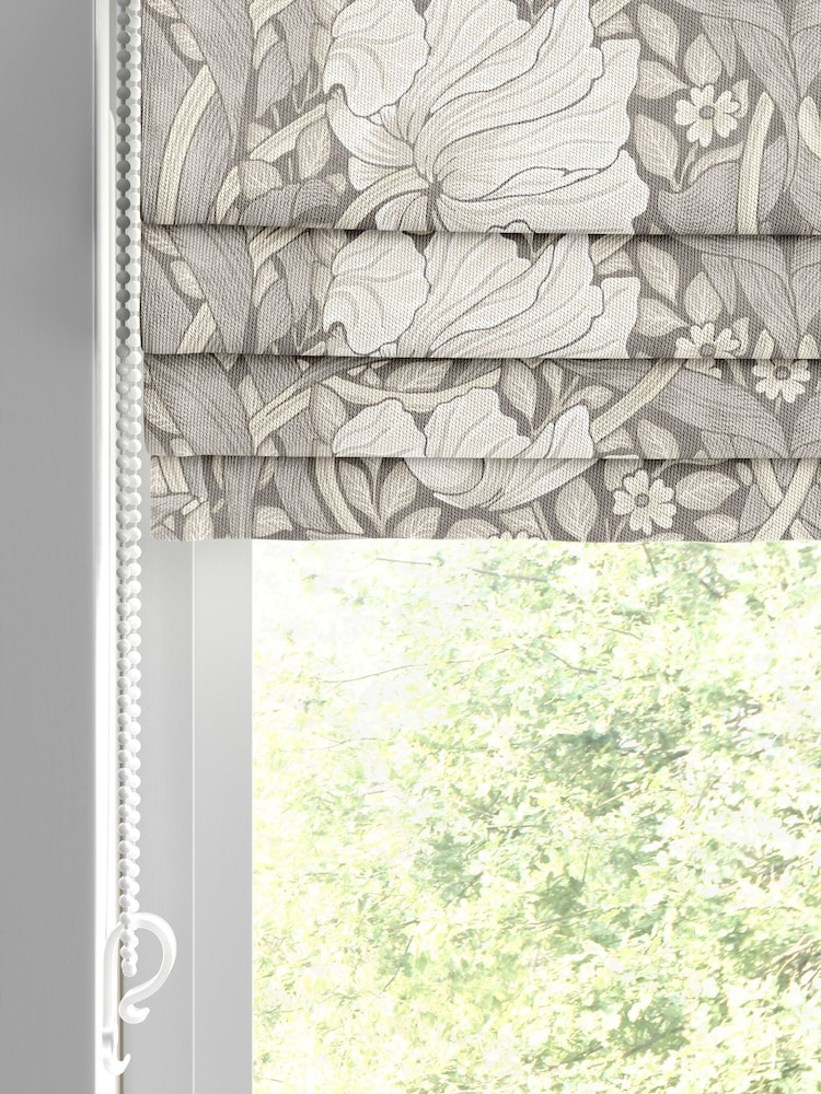 William Morris At Home Pimpernell Pumice Made to Measure Roman Blind - Image 2 of 6