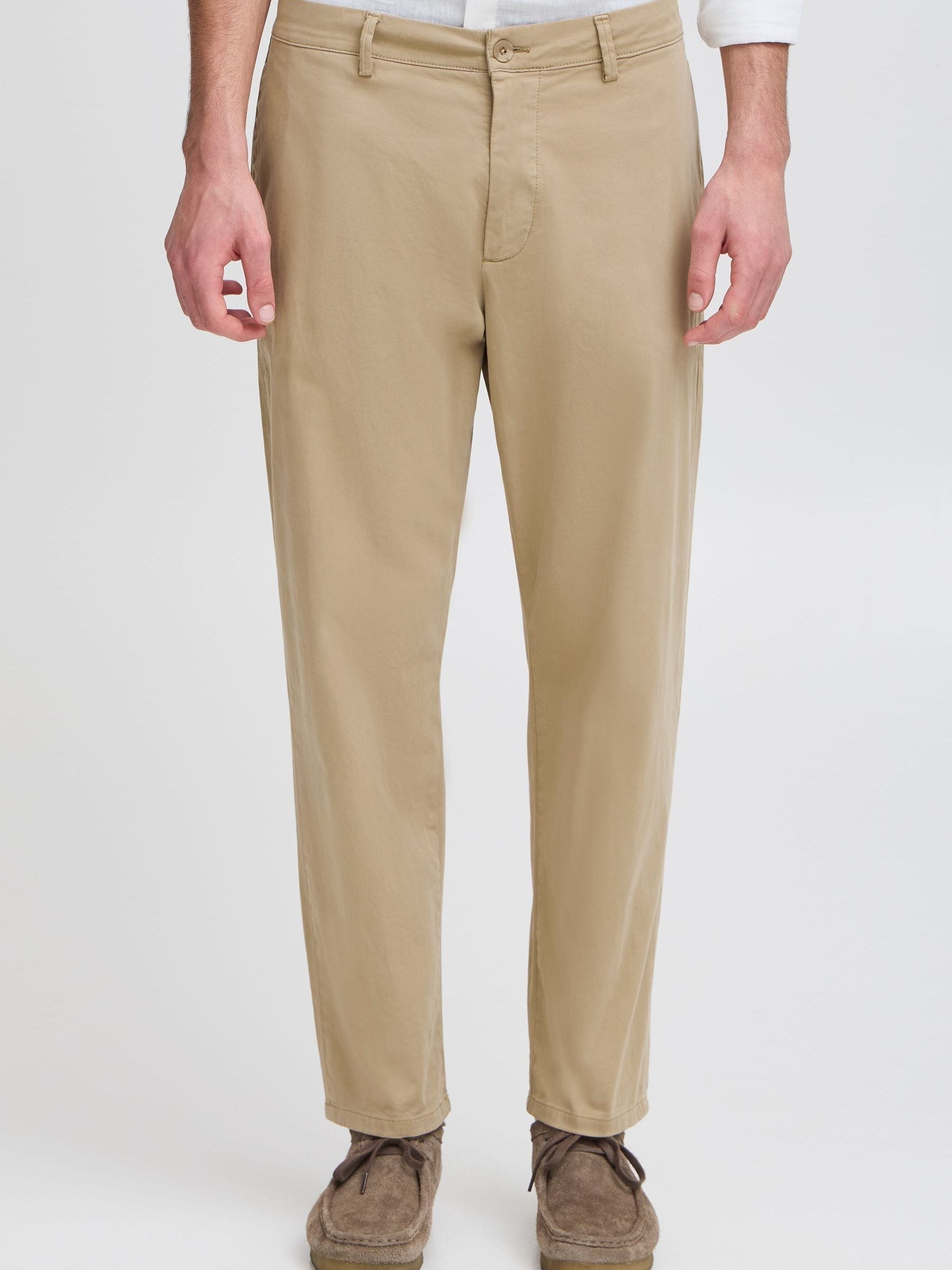 Casual Friday Men's Brown Relaxed Fit Chinos