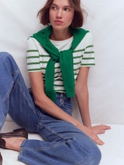 أخضر - Boden Olivia Short Sleeve Breton T-Shirt - صورة 4 من 5