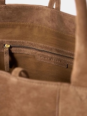 Mint Velvet Mia Suede Woven Tote Bag - תמונה 4 מתוך 6