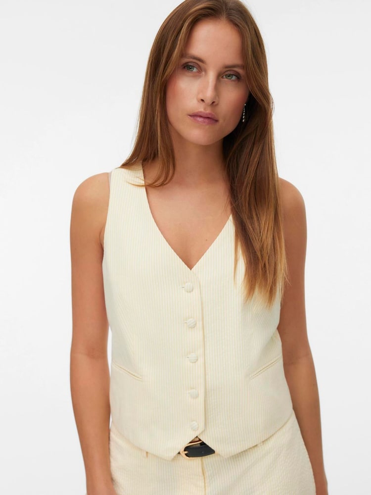 VERO MODA White Sleeveless Seersucker Waistcoat - Image 1 of 5 VERO MODA White Sleeveless Seersucker Waistcoat - Image 1 of 5