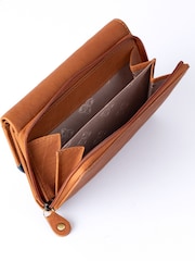 Coñac - Lakeland Leather Hartsop Flapover Purse - Imagen 4 de 6