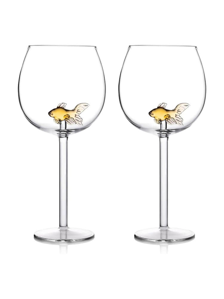 Jeray Set of 2 Clear Bar Bespoke Goldfish Wine Glasses - Image 1 of 3