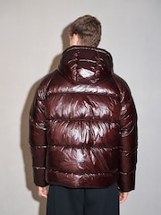 Burgundija Crveno - EDIT High Shine Hooded Puffer Jacket - Slika 3 od 7