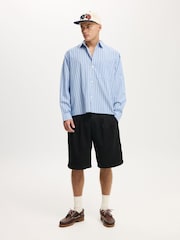 Cotton On Black Super Baggy Pleated Shorts - Image 1 of 8