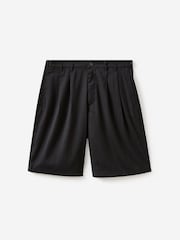 Cotton On Black Super Baggy Pleated Shorts - Image 8 of 8