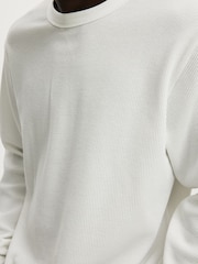 Cotton On White Cropped Fit Textured Long Sleeve T-Shirt - Image 4 of 4