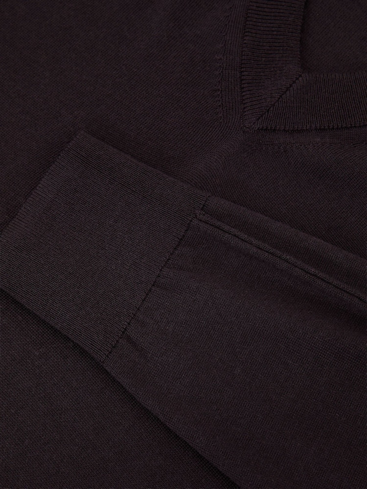 Reiss Bitter Brown Earlsfield Merino Wool V-Neck Jumper - Image 8 of 8