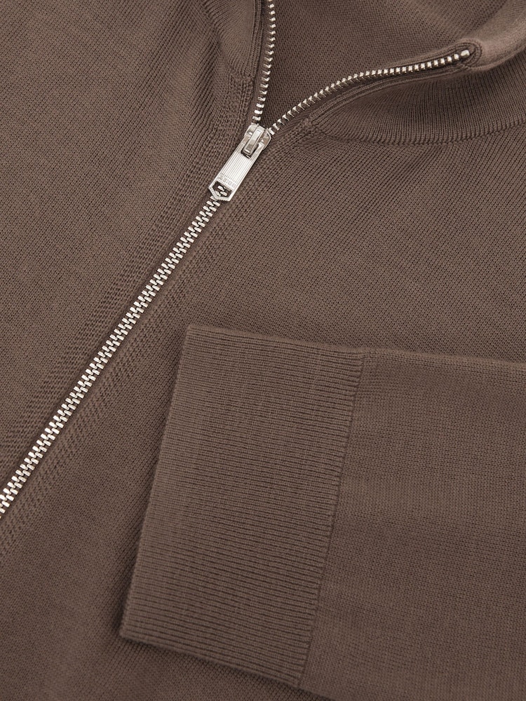 Reiss Ridge Brown Hampshire Merino Wool Funnel-Neck Zipped Cardigan - Image 6 of 6 Reiss Ridge Brown Hampshire Merino Wool Funnel-Neck Zipped Cardigan - Image 6 of 6