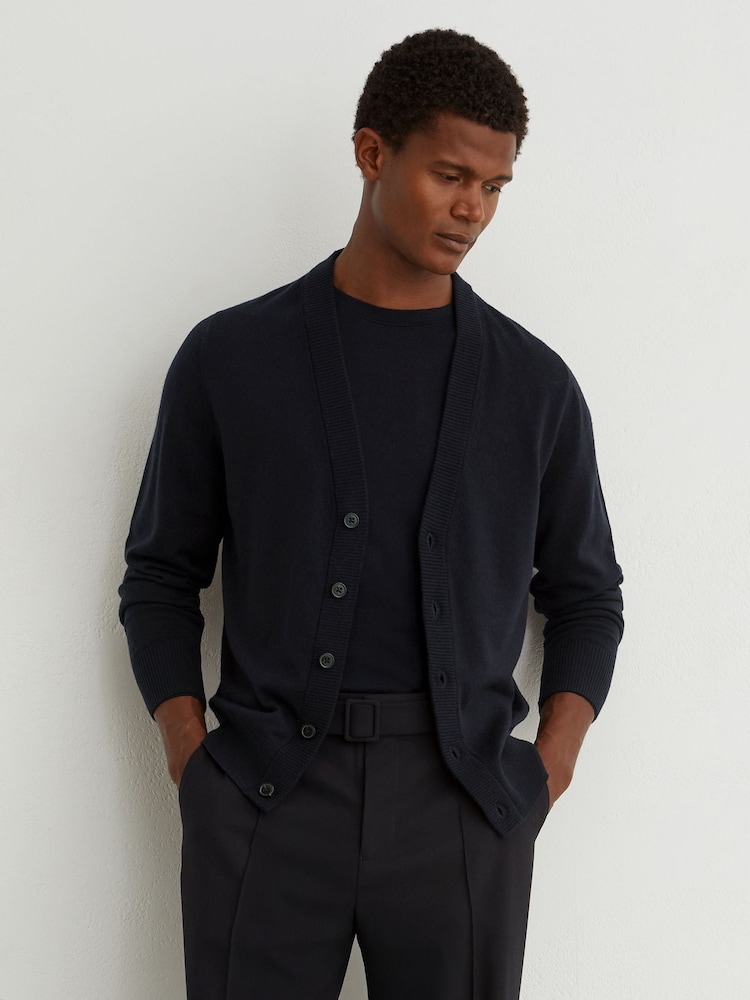 Reiss Ashcroft Merino Wool V-Neck Cardigan - Slika 1 od 7 Reiss Ashcroft Merino Wool V-Neck Cardigan - Slika 1 od 7