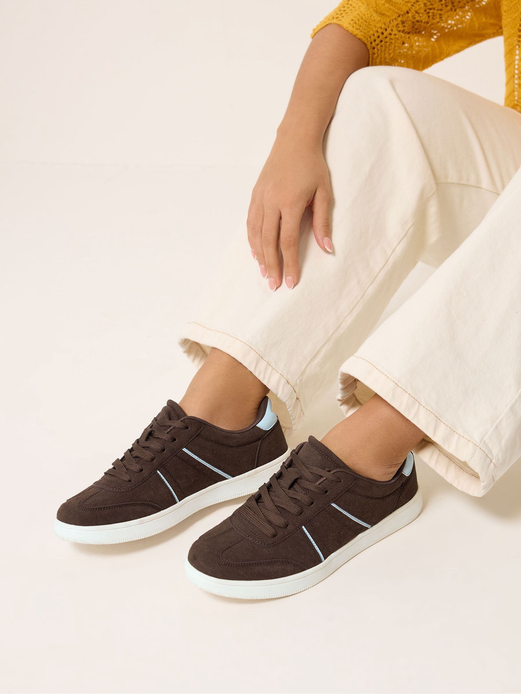 Yours Curve Women's Brown Extra-Wide Fit Panelled Trainers