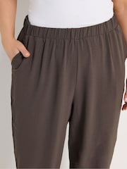 Yours Curve Brown Airflow Balloon Trousers - Image 4 of 5