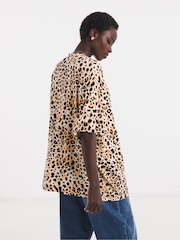 JD Williams Brown Edge to Edge Short Sleeve Cardigan - Image 2 of 4