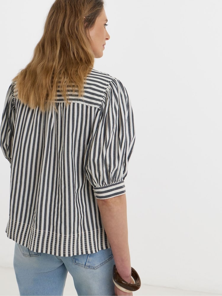 JD Williams Grey Stripe Short Sleeve Tunic Top - Image 2 of 4 JD Williams Grey Stripe Short Sleeve Tunic Top - Image 2 of 4