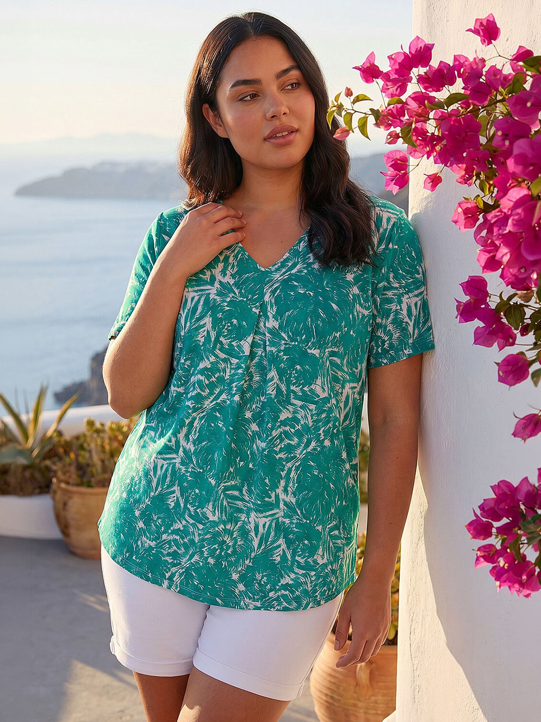 Roman Women's Green Curve Abstract Print V-Neck Top