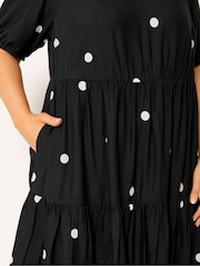 Yours Curve Black Polka Dot Tiered Smock Dress - Image 4 of 5